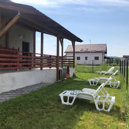 Casa Magnolia Pension Beclean  Buitenkant foto